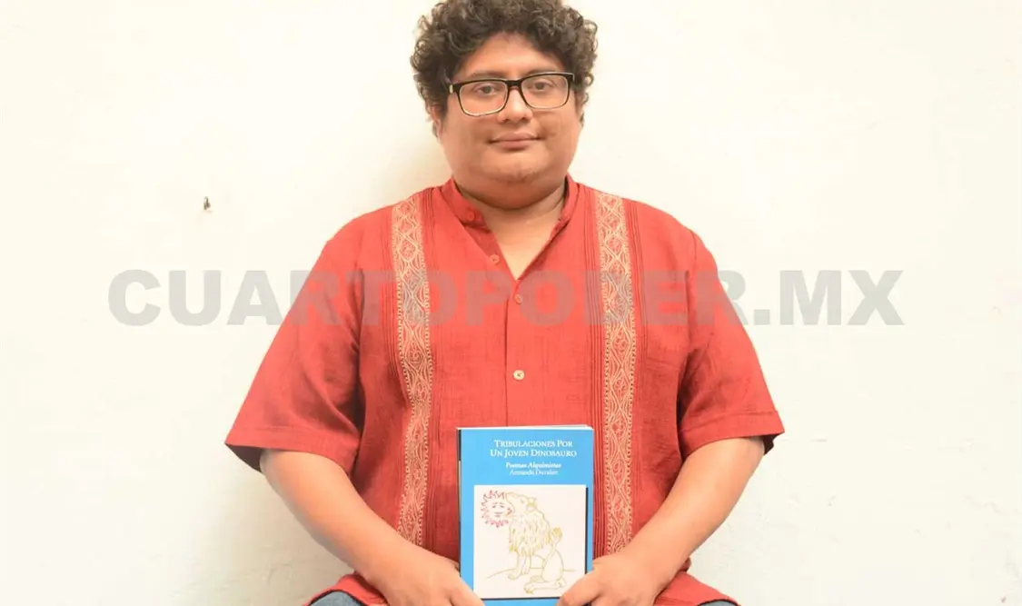 Sale libro de Armando Duvalier