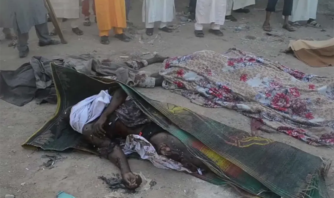 Ataque suicida en mezquita en Nigeria deja 50 muertos