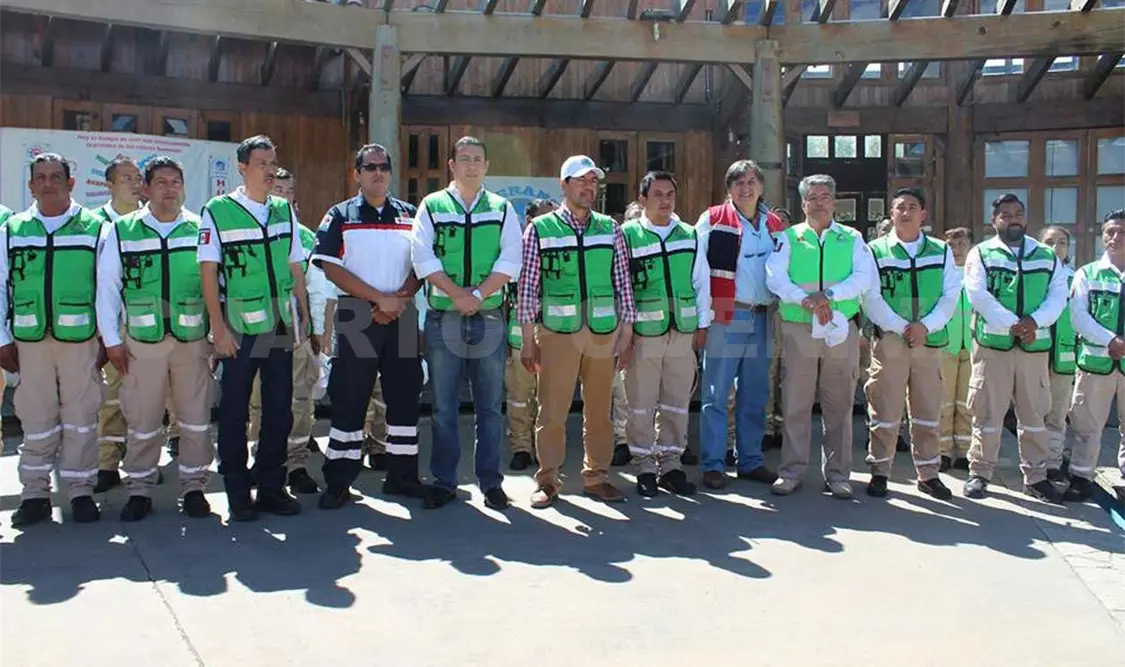 Capacitan a personal de Protección Civil