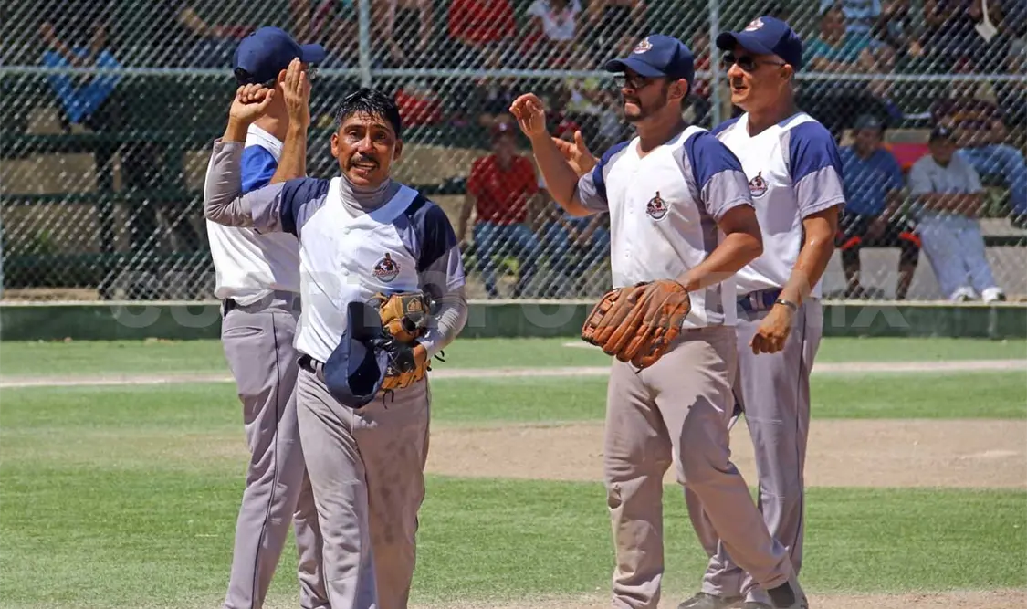 Se empataron playoffs de primera fuerza