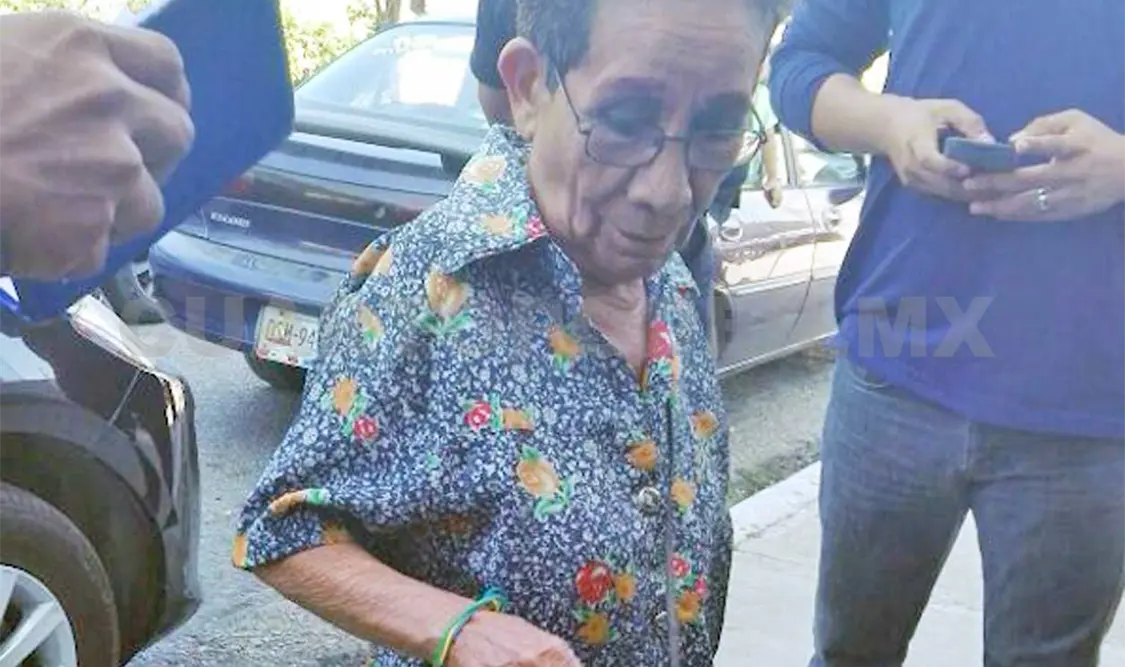Abuelita asaltada por dos pistoleros; le quitan 27 mil pesos