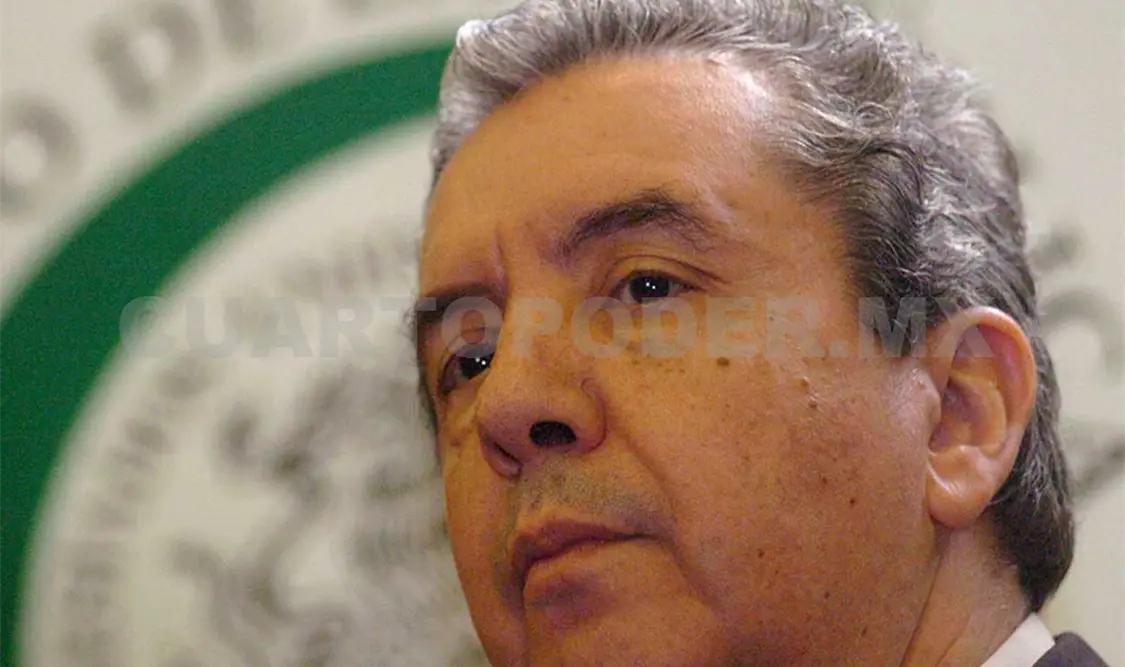 Humberto Roque Villanueva. Agencias