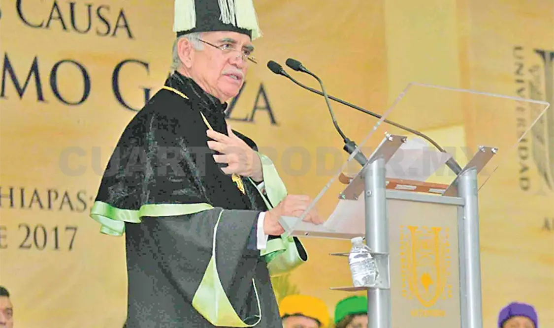 El legado del hoy Doctor Honoris Causa de la UNACH, se aprecia también en el sector empresarial. CP