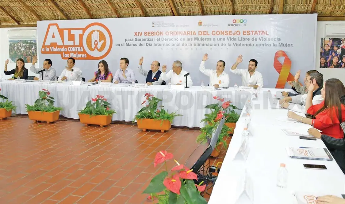 El mandatario subrayó la importancia de trabajar con responsabilidad y compromiso en la promoción de la denuncia de estos actos que lastiman a todos como sociedad. CP