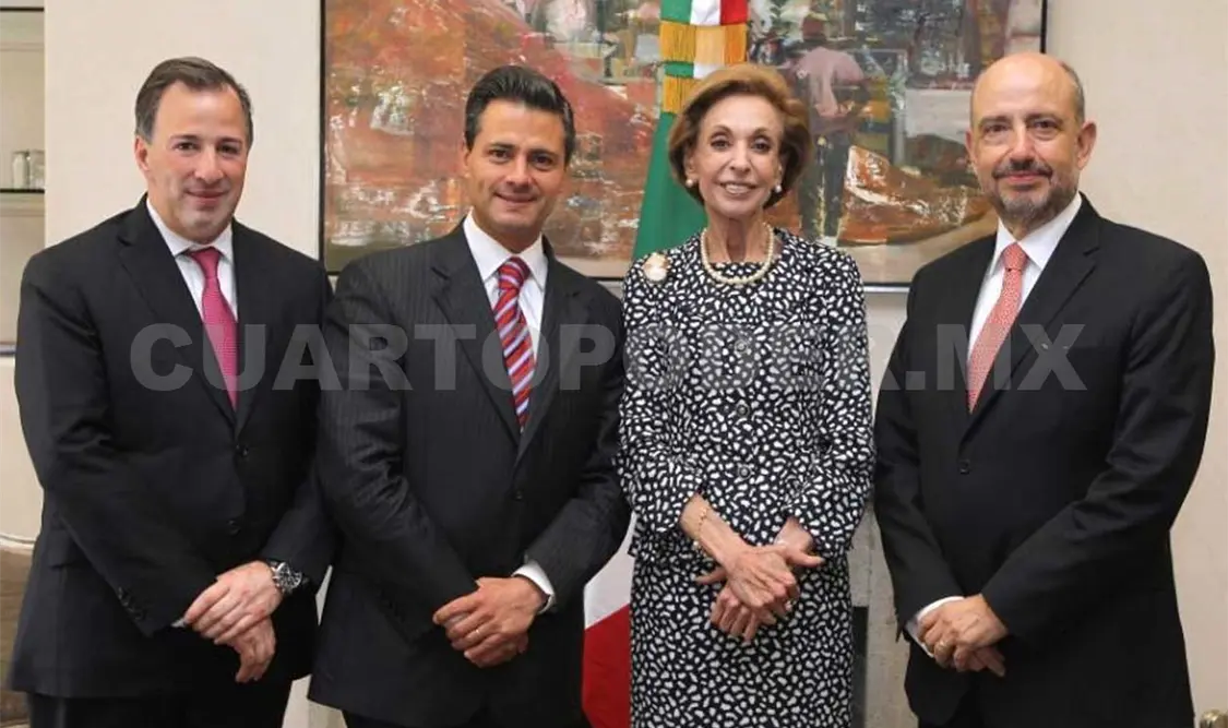 El 18 de julio de 2013, se llevó a cabo la ceremonia con motivo del nombramiento de la excanciller Rosario Green Macías como Embajadora Emérita de México. Agencias