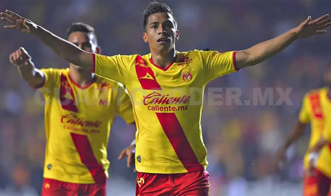 Ángel Sepúlveda fue la figura de la noche con gol y asistencia. Agencias