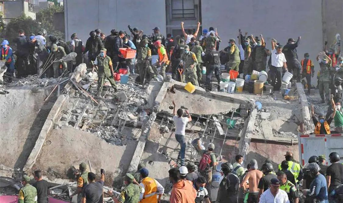 Con el fin de acelerar la reconstrucción, los gobiernos federal y capitalino implementaron el “Programa de vivienda para afectados por el sismo”. Agencias