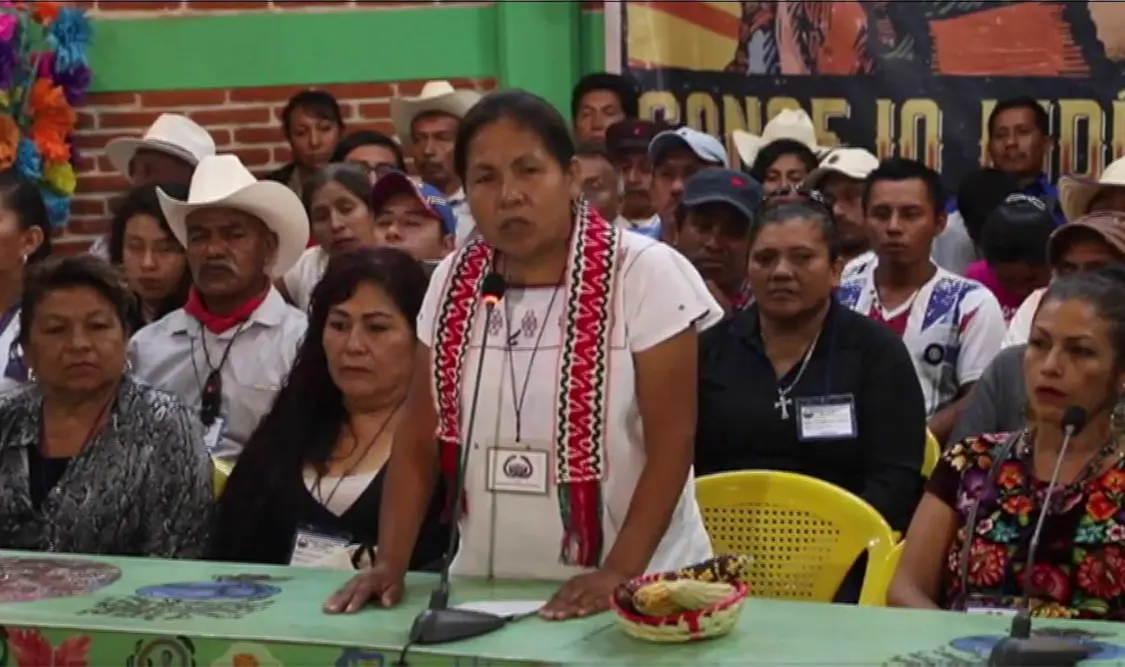 Comparto dolor con familiares de víctimas de feminicidios: Marichuy