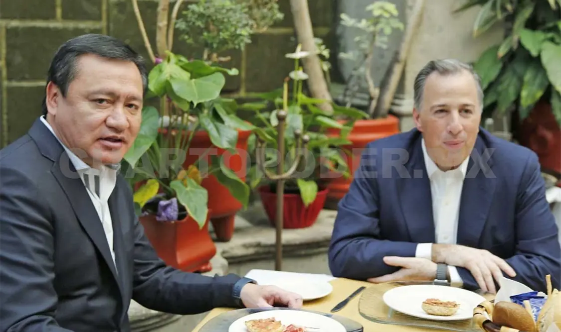Meade Kuribreña y Osorio Chong dialogan