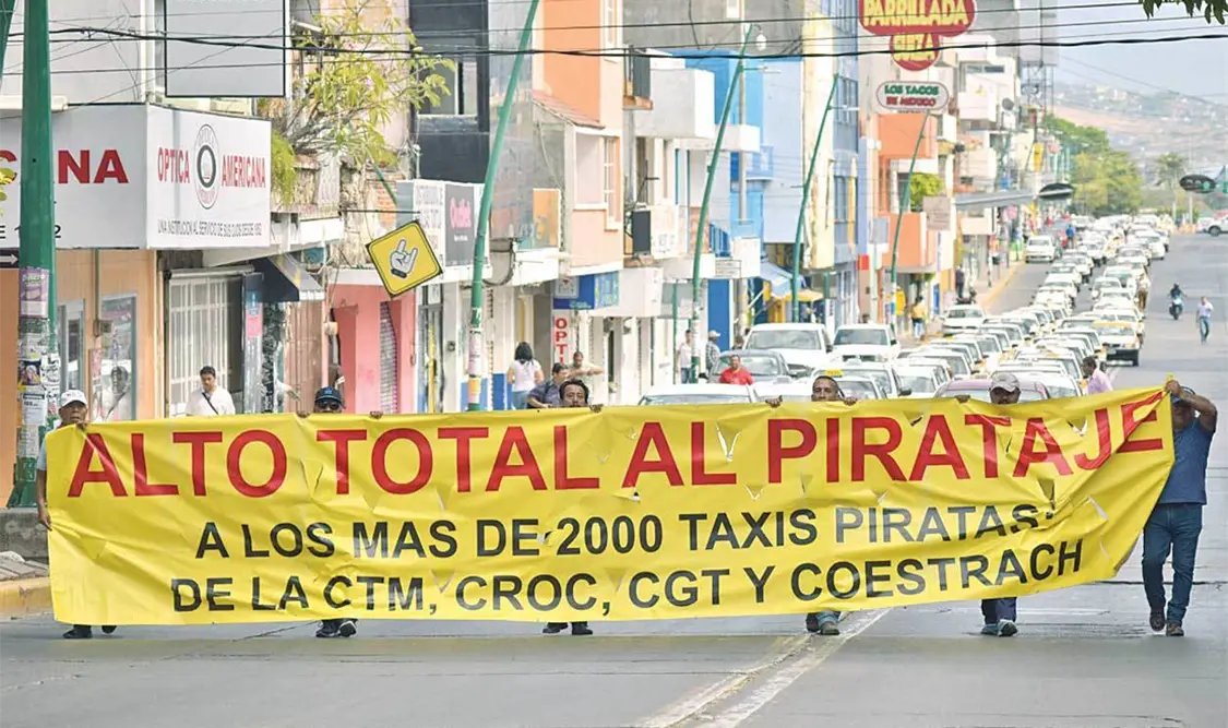 Caos por marcha de taxistas