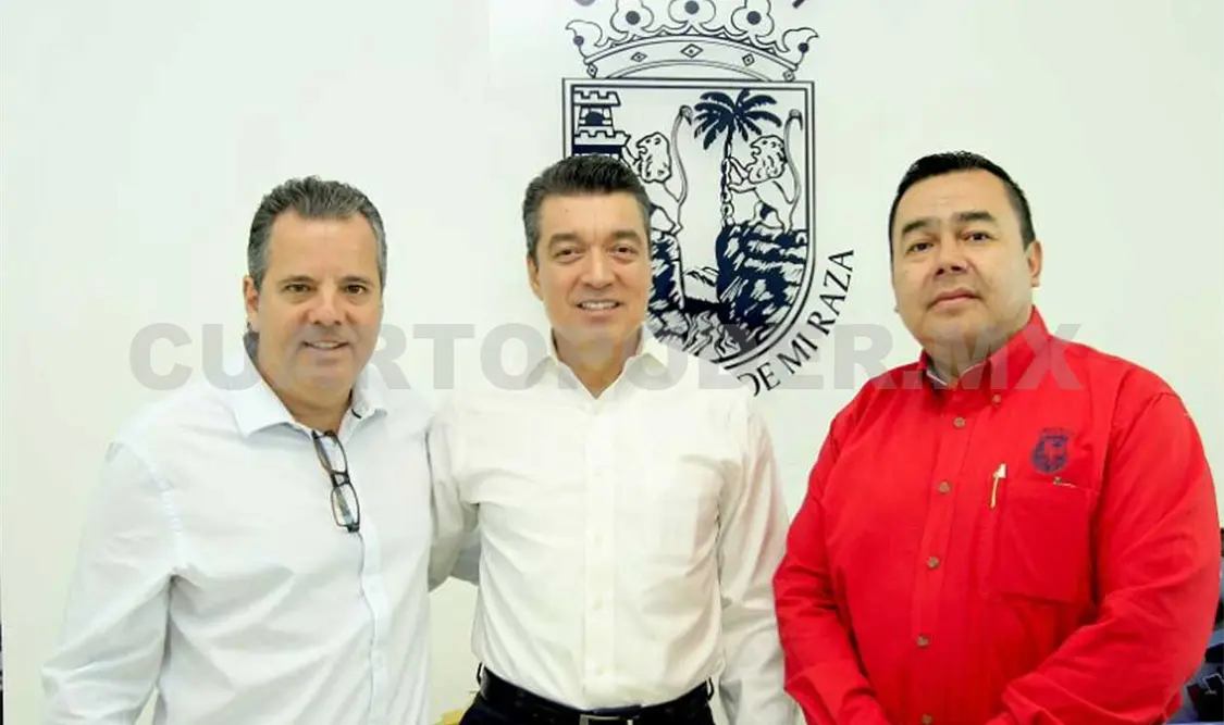 Estrecha Escandón lazos de cooperación con la Unicach