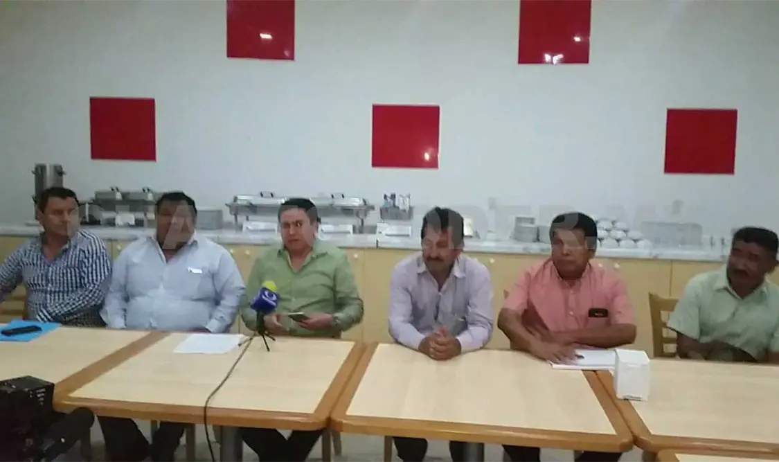 Transportistas dan disculpa pública