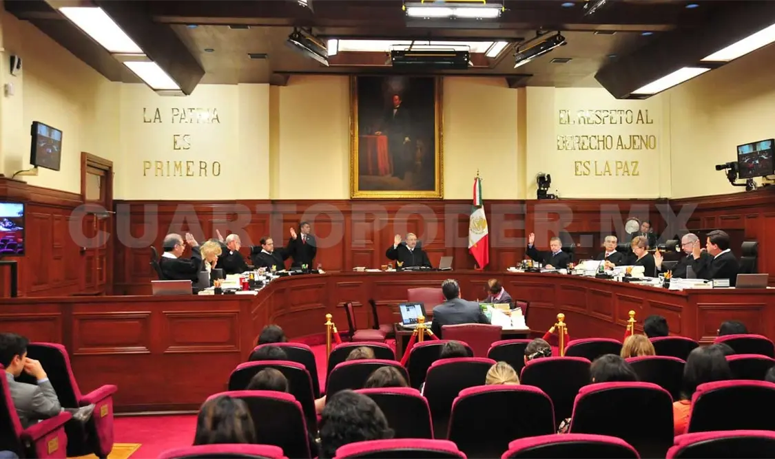Ordenan a editorial indemnizar a modelo