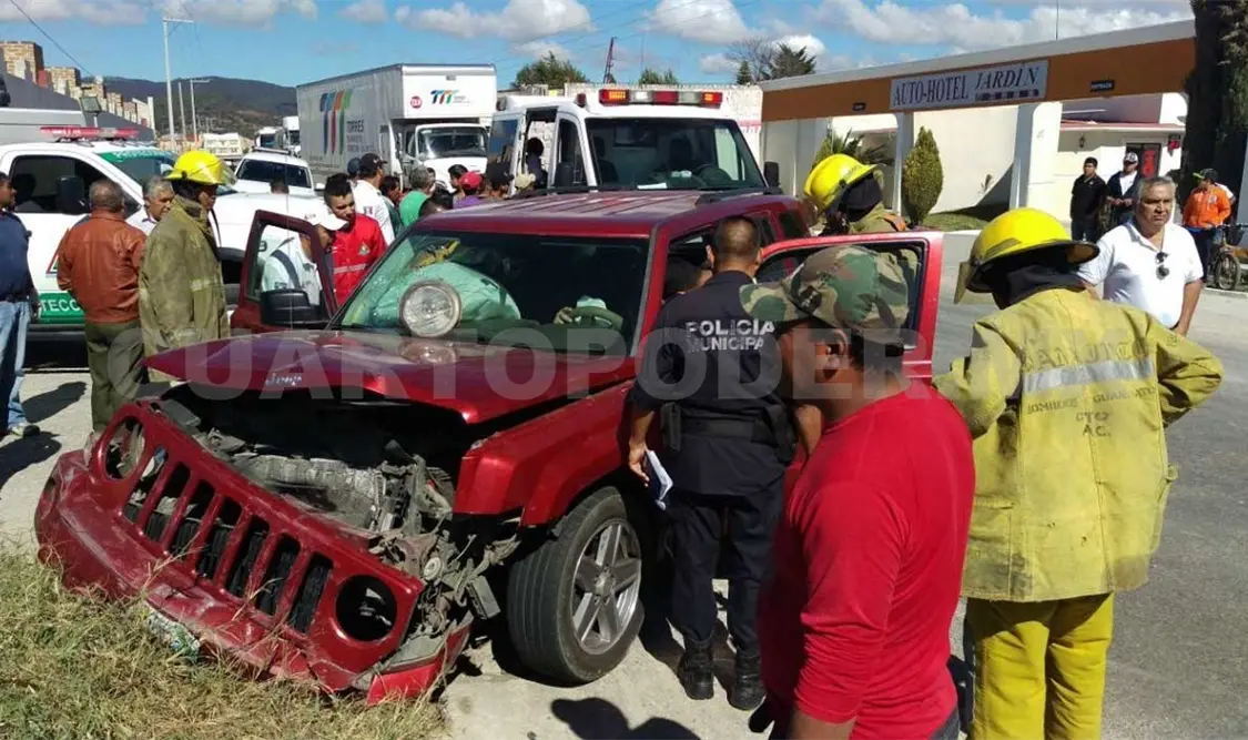 Grave accidente de tránsito deja cuatro lesionados