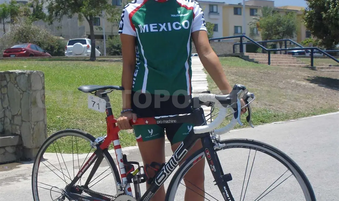 Ana Teresa Casas celebra creación de equipo