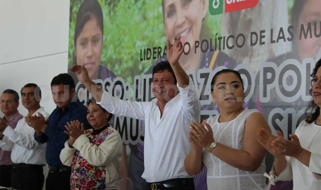 Realizan taller para el empoderamiento de las mujeres