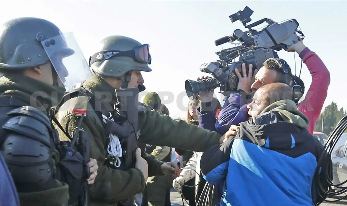 Periodistas, víctimas de represión e inseguridad