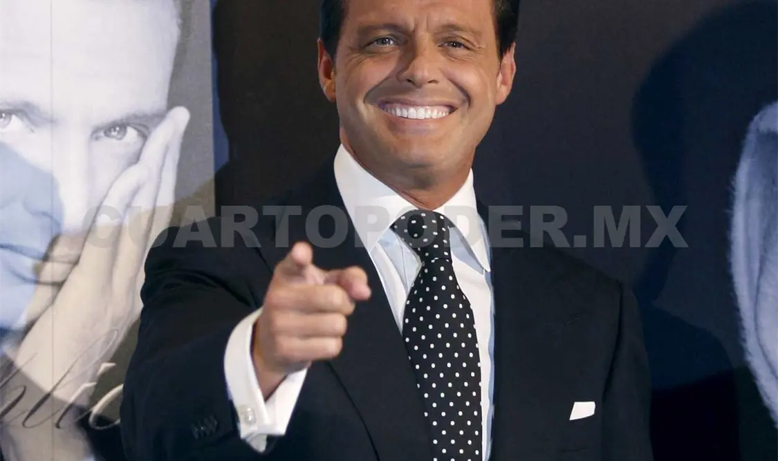 Exigen a Luis Miguel cumplir con concierto
