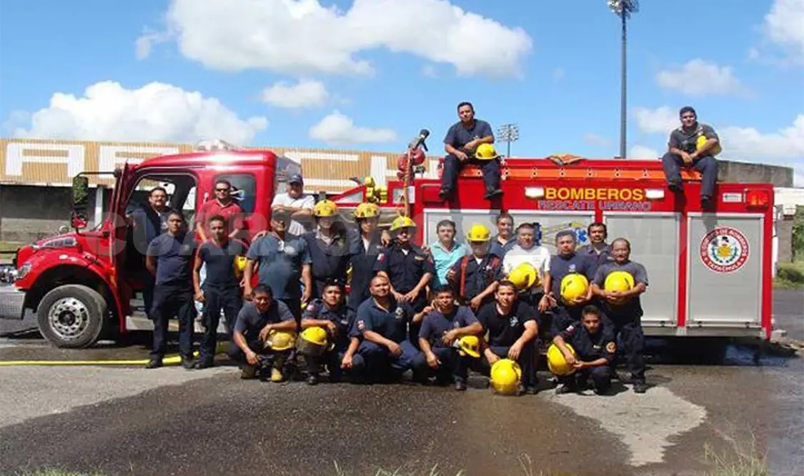 En 2018 gobernador designará a director del Instituto de Bomberos