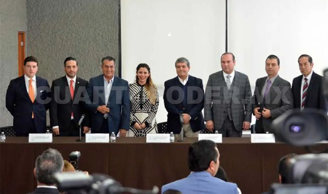 Congreso de NL otorga licencia a “El Bronco”
