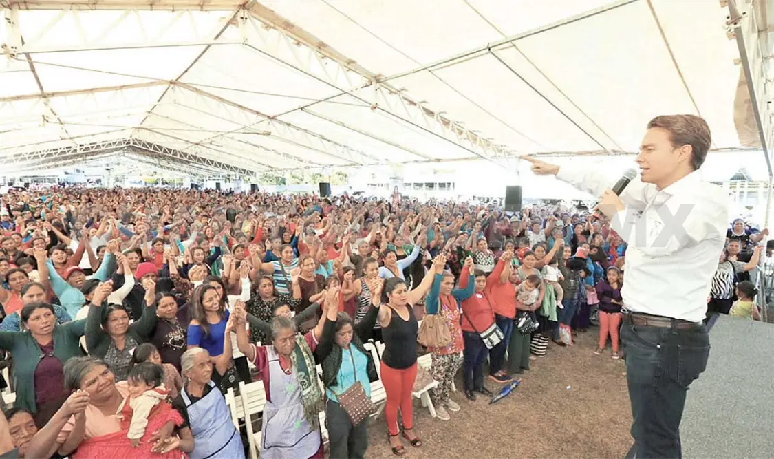 Paz y unión en todos los hogares: Velasco