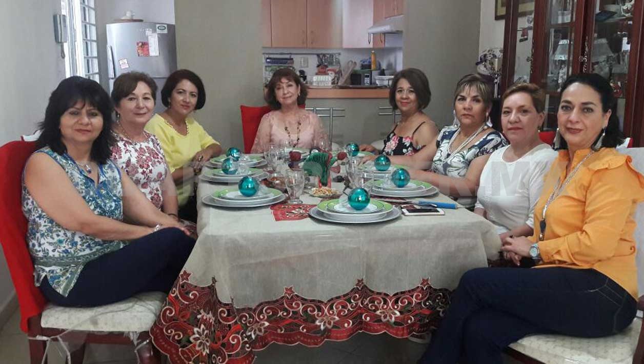 Amigas disfrutan inolvidables momentos