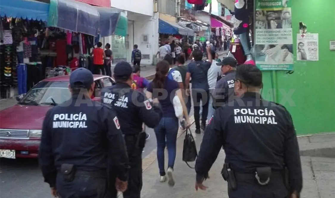 Elementos realizan recorridos para garantizar la seguridad de los capitalinos. Ricardo López/CP