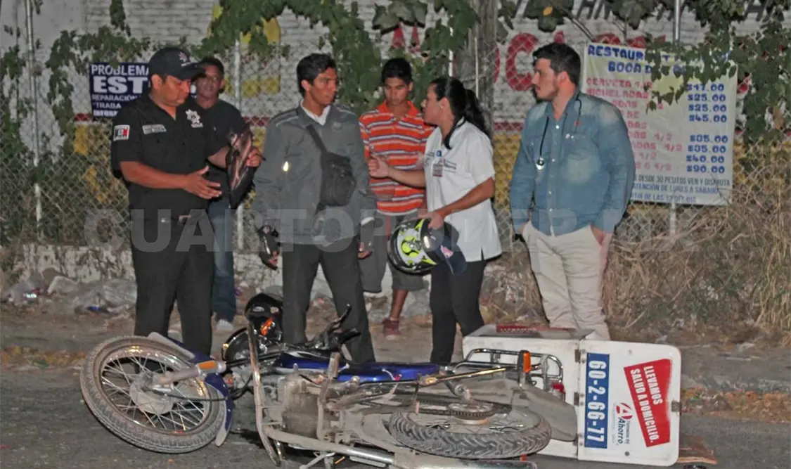 Pipa arrolla a conductor de una motocicleta