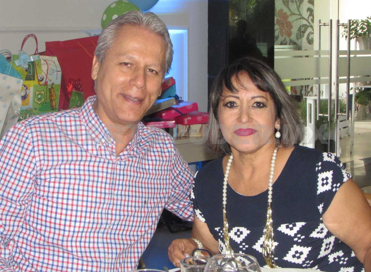 Ricardo recibió el primer sacramento