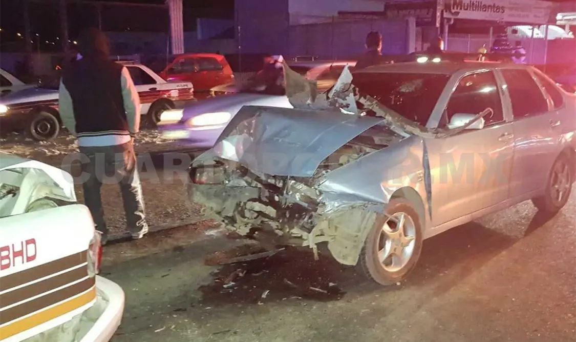 Acelerado conductor de un Derby provocó el accidente vial ayer por la madrugada sobre un bulevar. Flor Cordero /CP