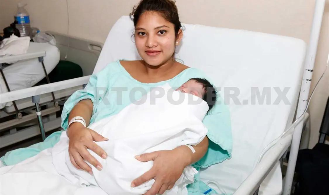 Chiapaneca, madre del primer bebé de 2018 en Puebla
