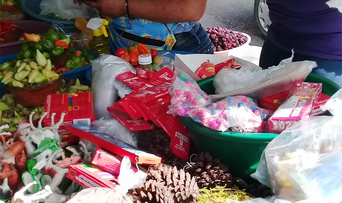 En los últimos días de 2017 incrementó la venta de los juegos pirotécnicos. Foto: Óscar León / CP