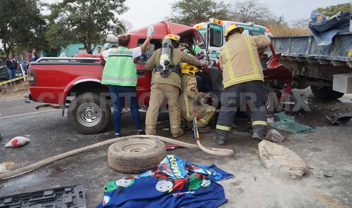 Un muerto y nueve heridos en carreterazo