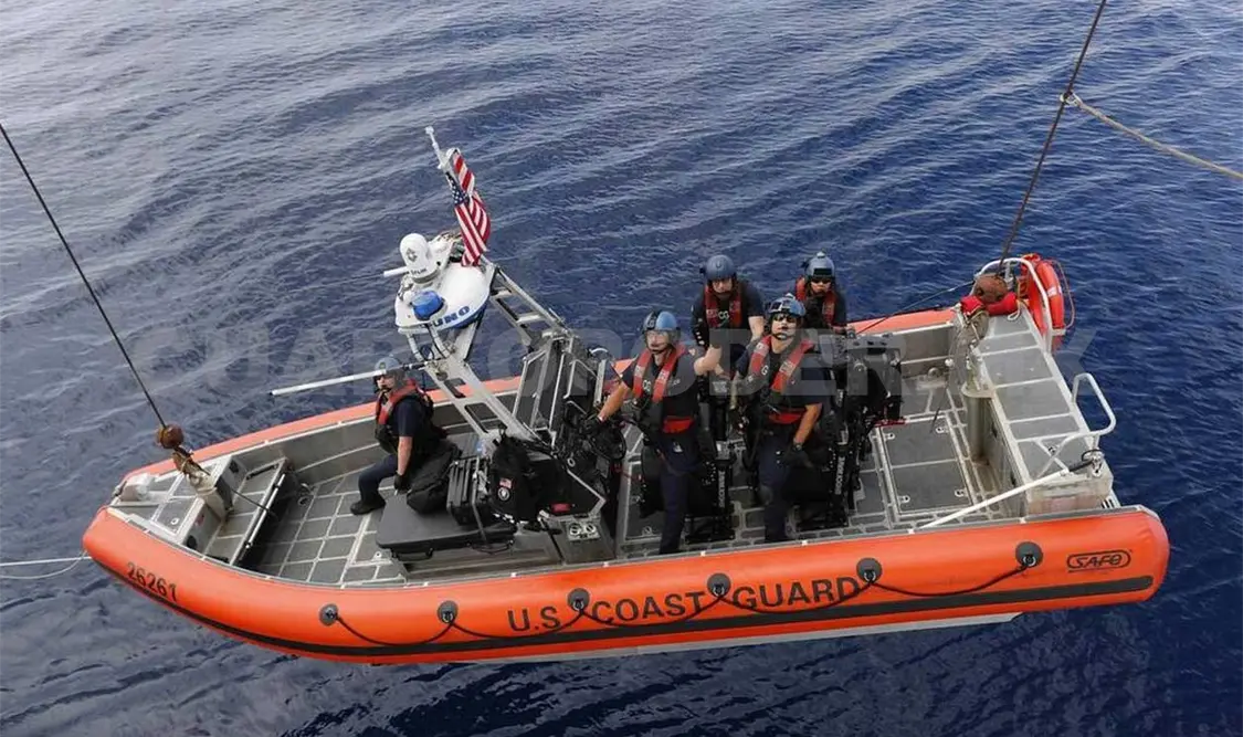 Buscan avión extraviado en el sur