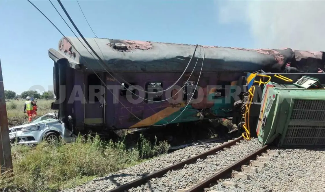 Accidente de tren deja 14 muertos