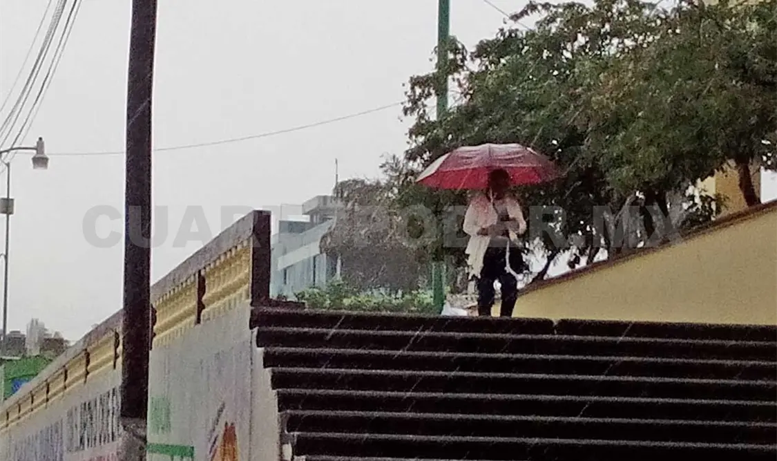 Persisten lluvias en Reforma por frente frío