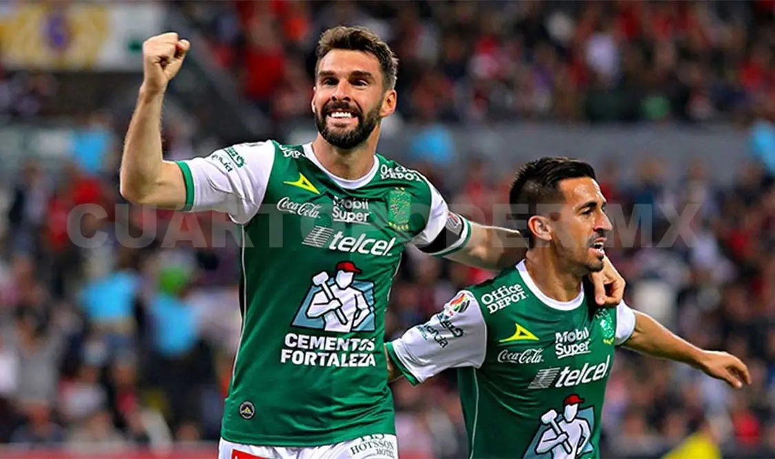 León sacó las garras y cazó al zorro en su debut