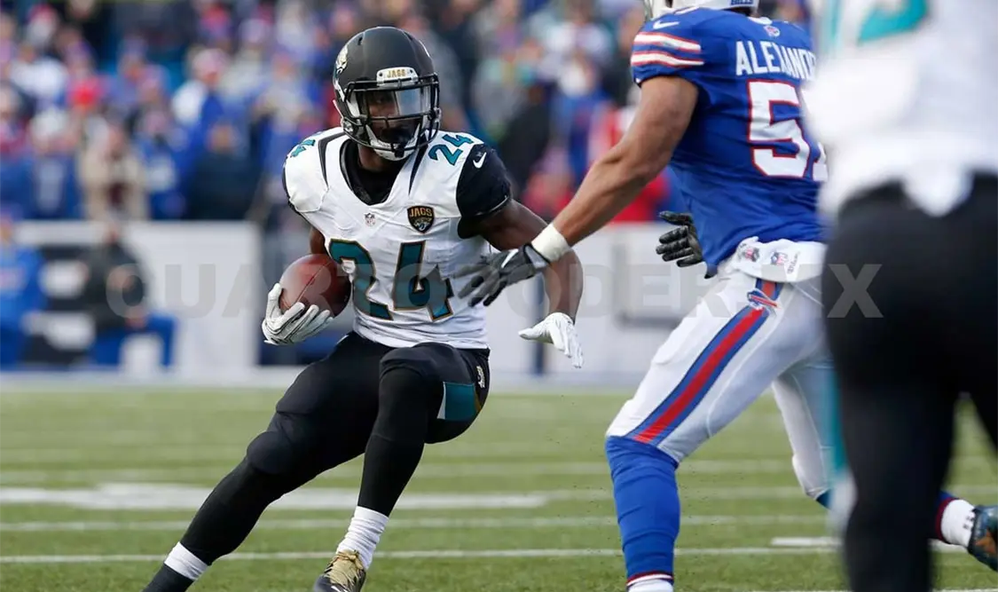Jaguares vencen 10-3 a Bills y avanzan