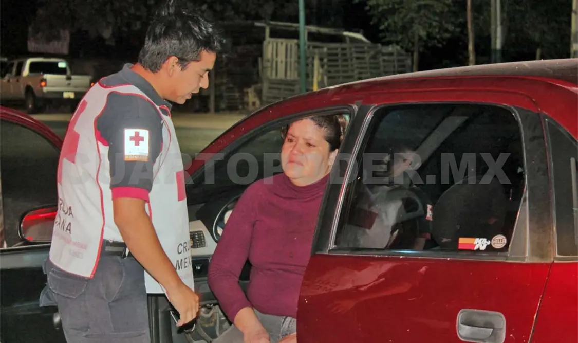 Dama lesionada en choque por alcance en el libramiento
