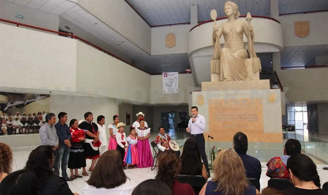 Se pronuncia Escandón por una identidad cultural