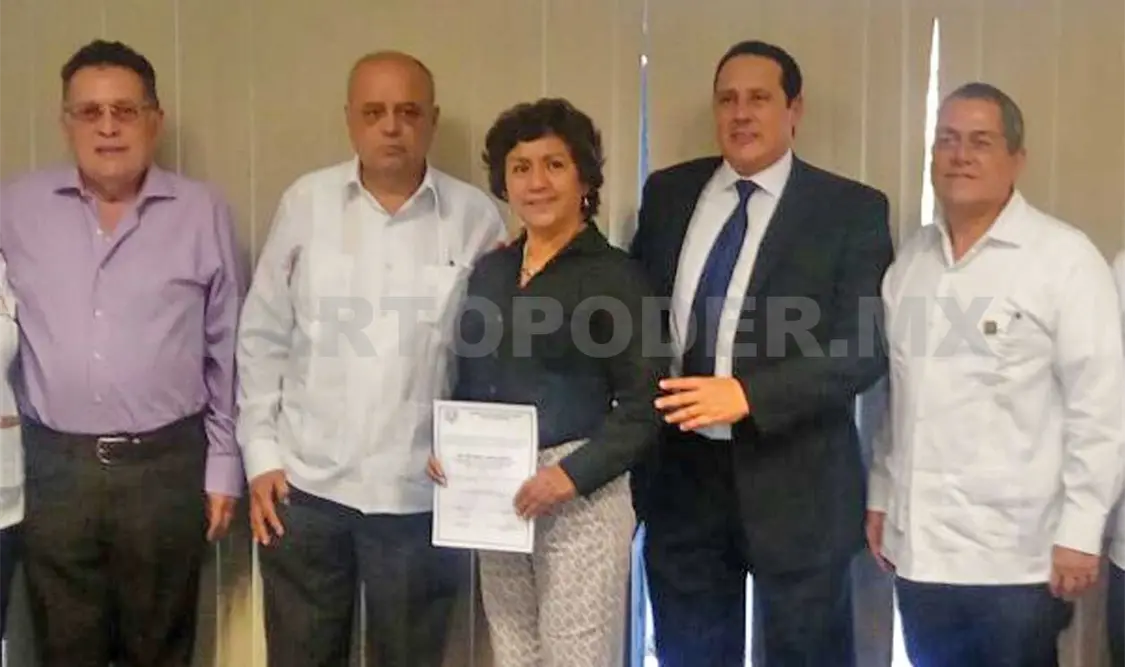 La Junta de Gobierno de la Unach designó a Flores García, como directora de la Facultad de Medicina Humana. CP