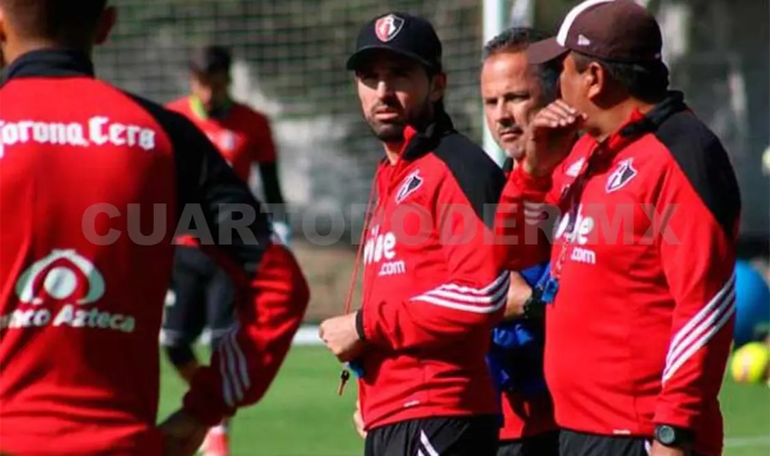 Gerardo Espinoza se compromete a aportar