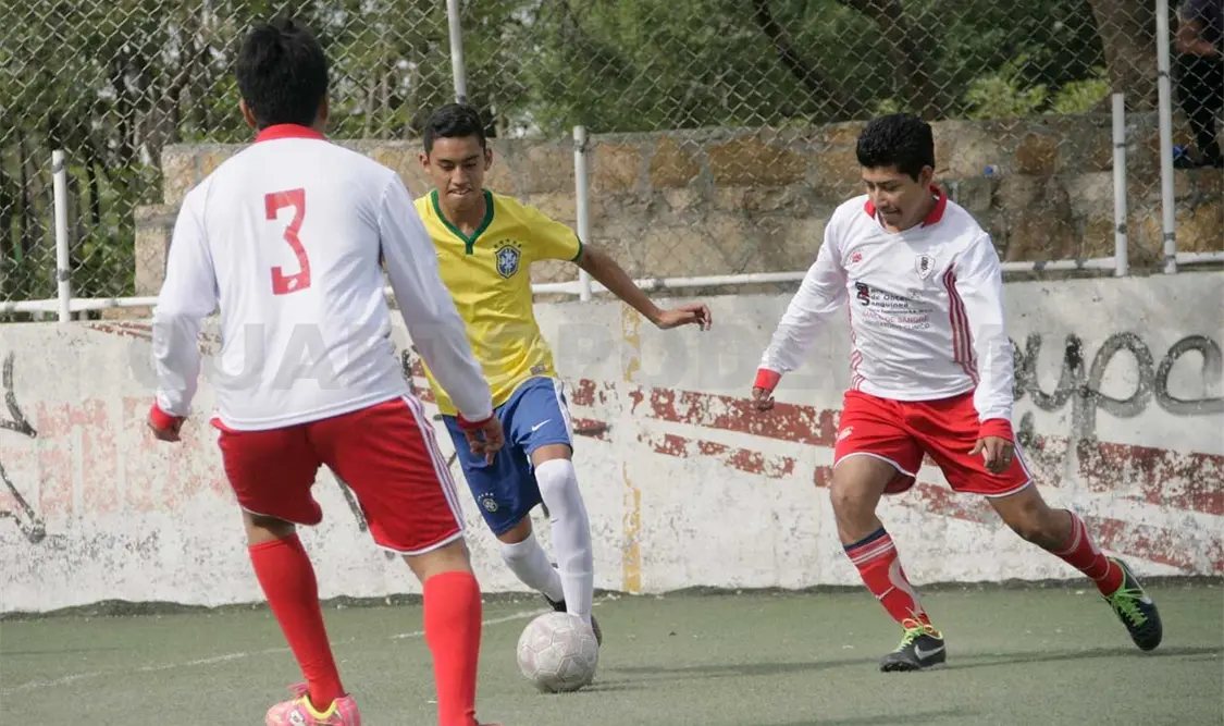 Deportivo US manda en la Liga de Futbol Rápido