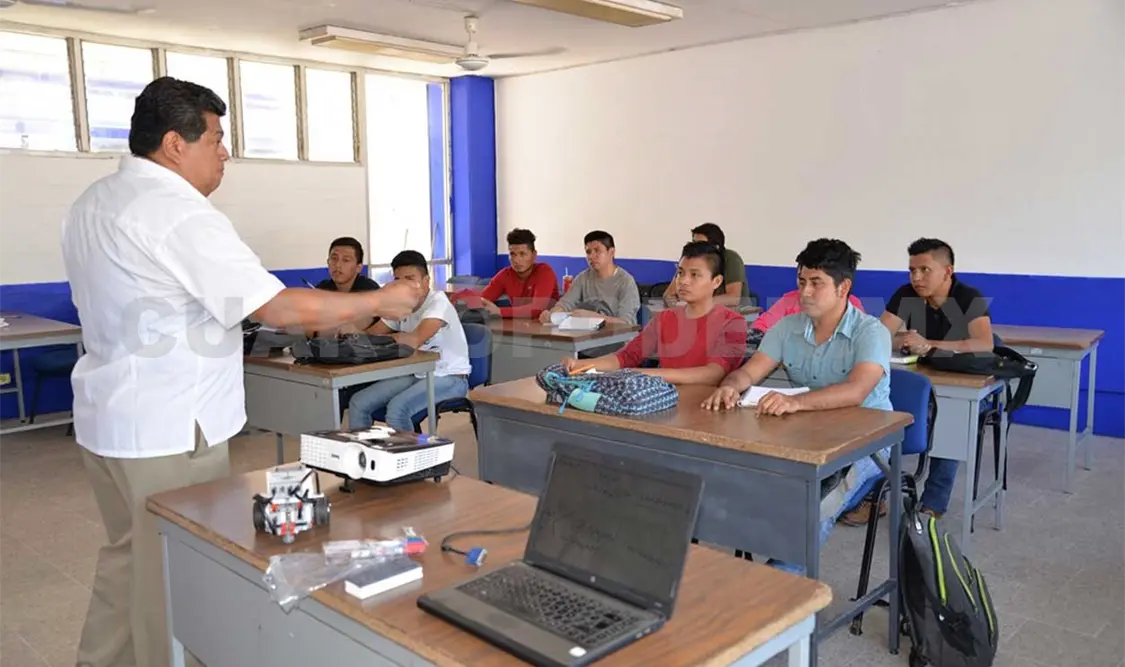 Inicia clases primera generación de ingeniería en desarrollo de Software