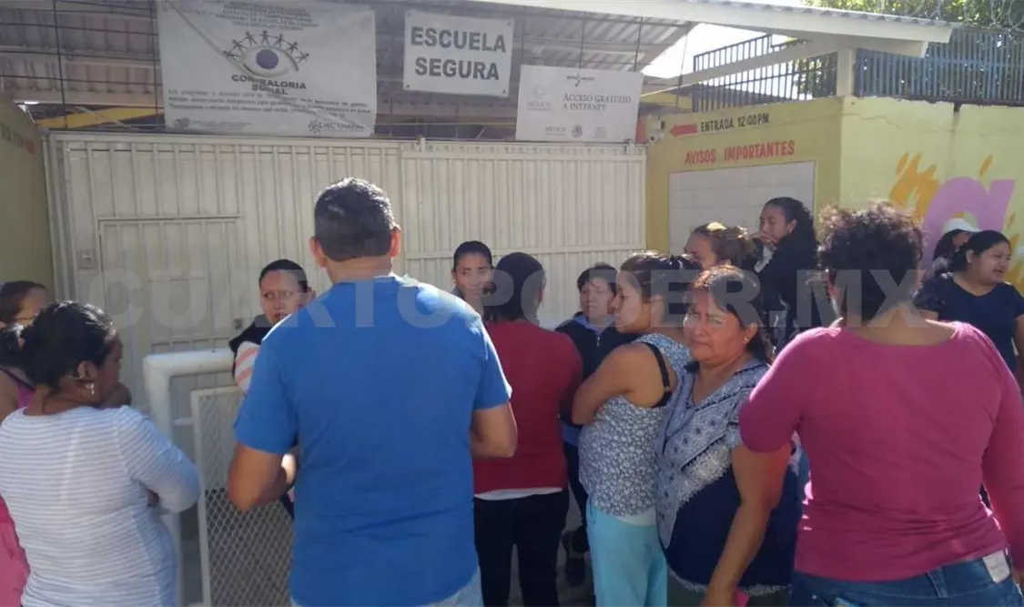 Piden destituir a directora de Jardín de Niños