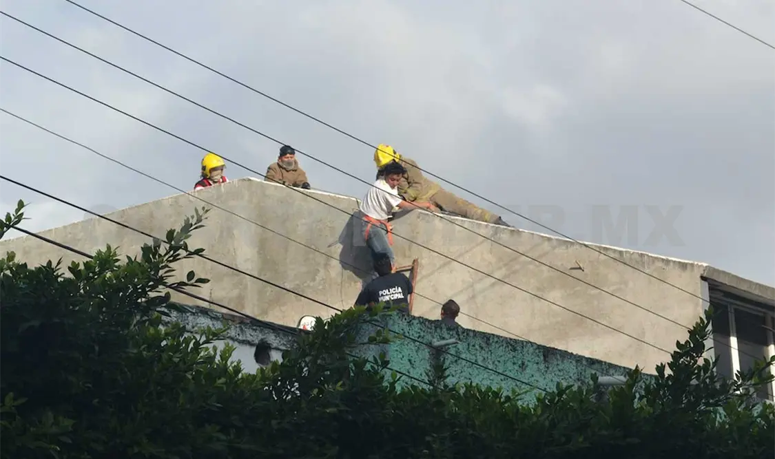 Encontraron a sujeto en azotea; estaba desaparecido
