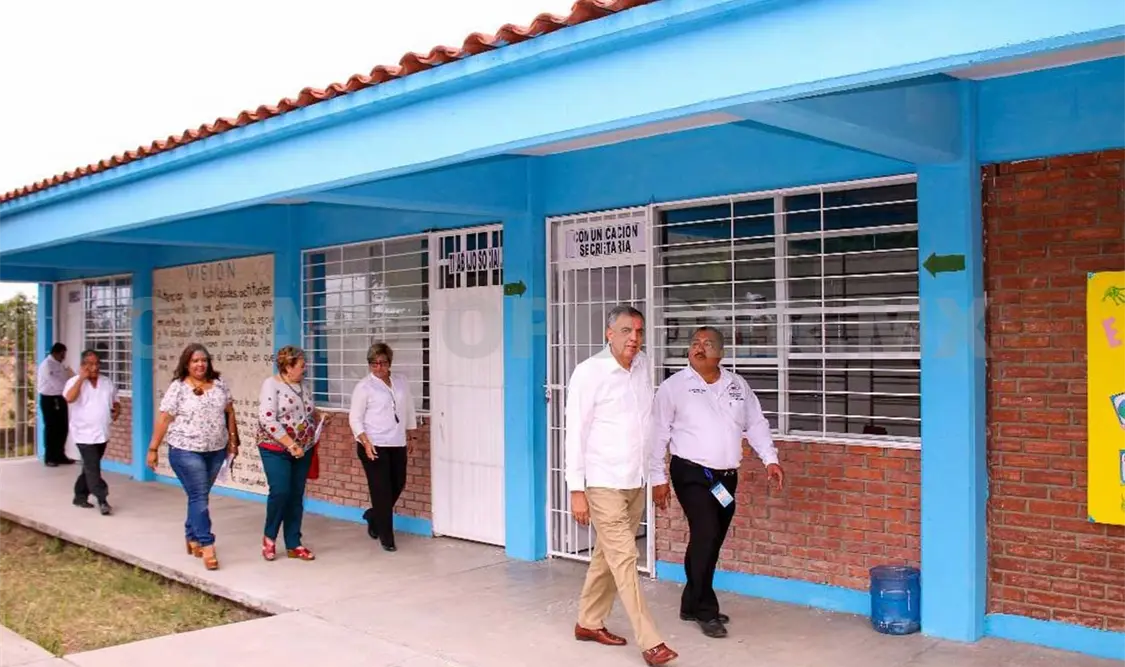 Rehabilitan instalaciones en centro de atención múltiples