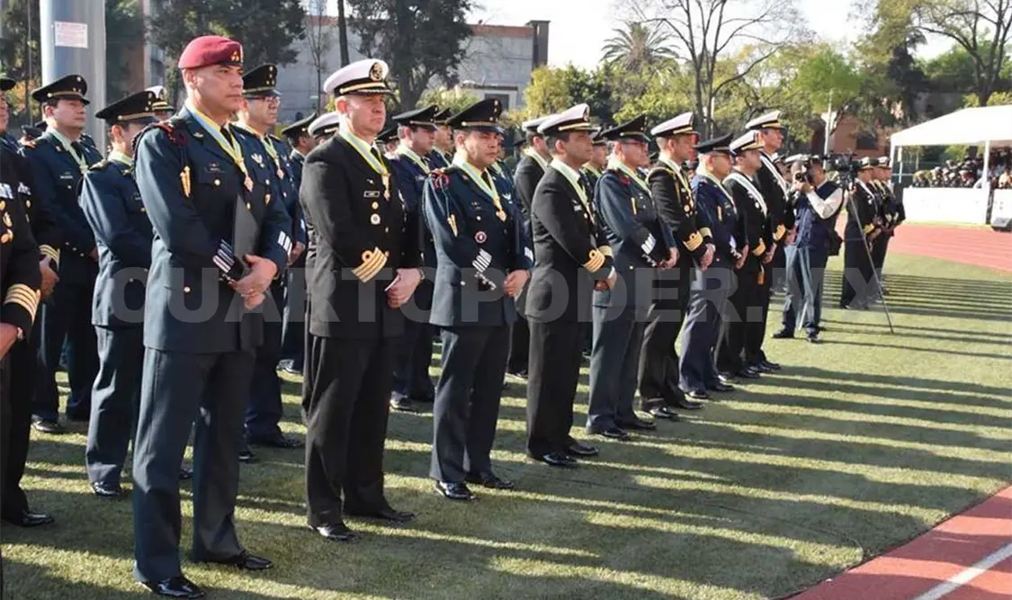 Sedena reconoce a su personal