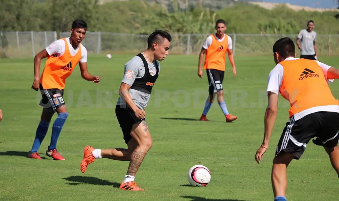 Aclaran que Zelarayán sigue con Tigres de la UANL