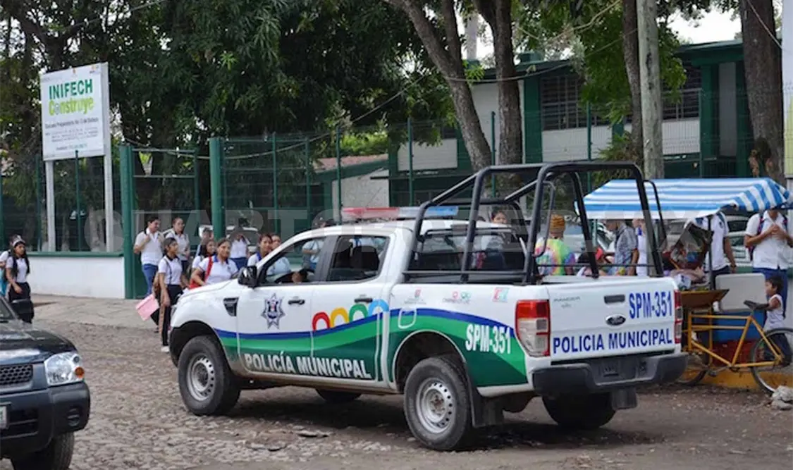 Patrullas regulan carga de gasolina
